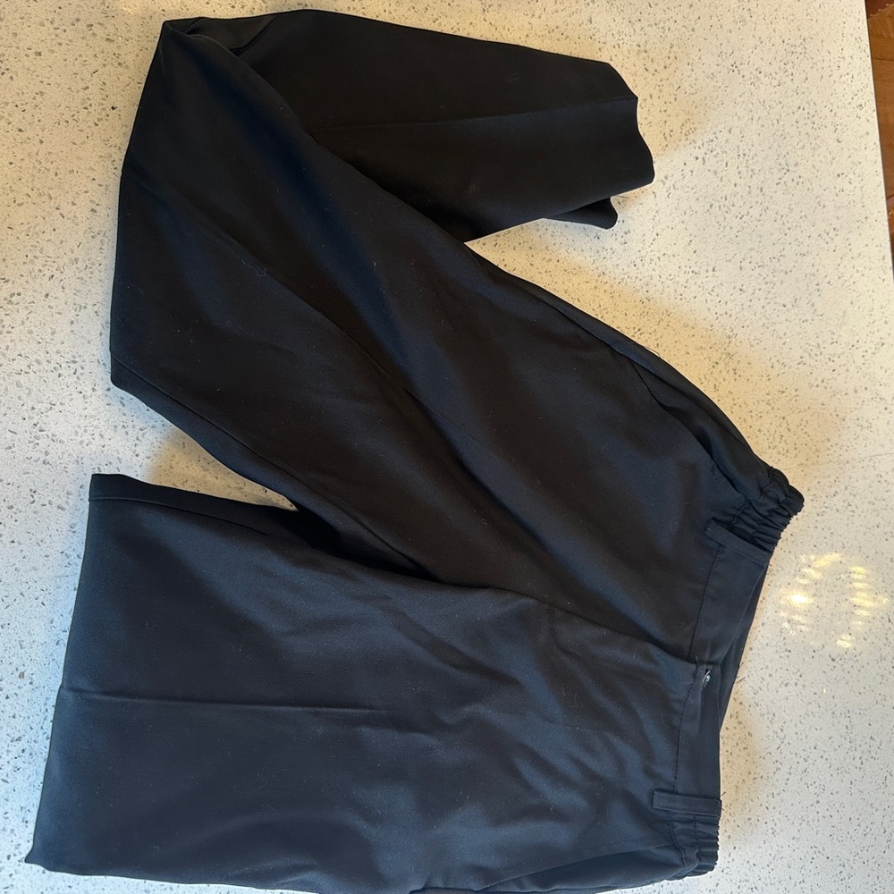 Boys 5-piece tuxedo (size 8) - Picture 8 of 9